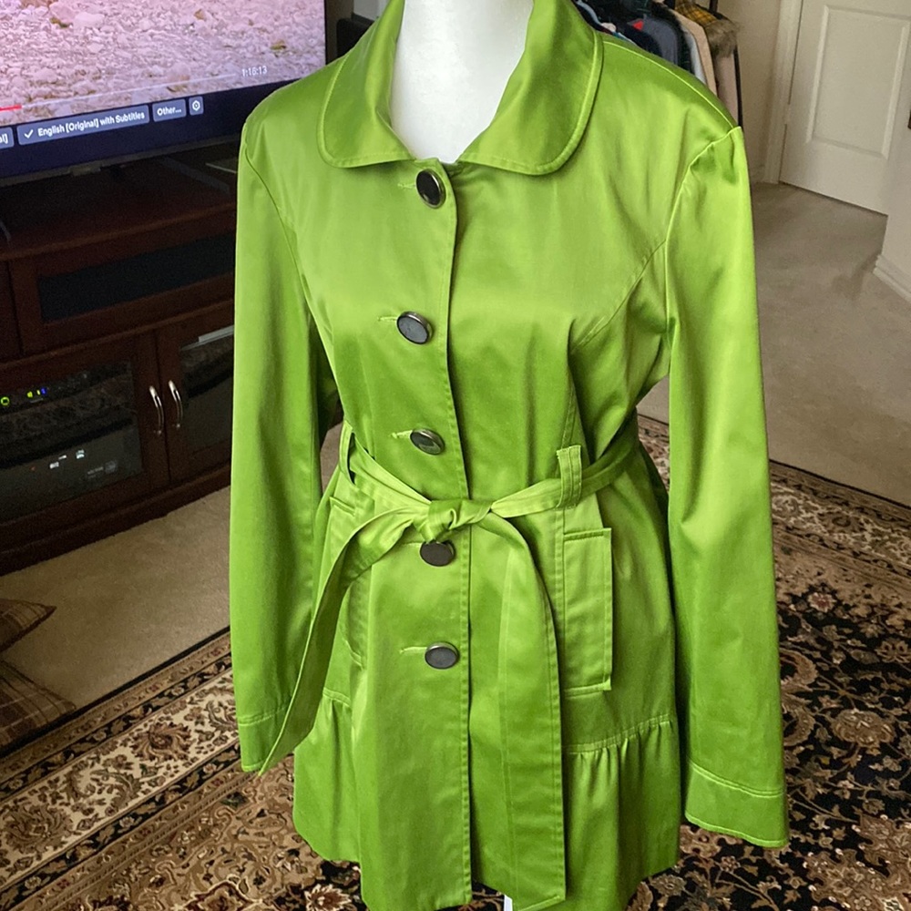 Beautiful MAC & JAC Chartreuse Trench Coat with Silver Buttons